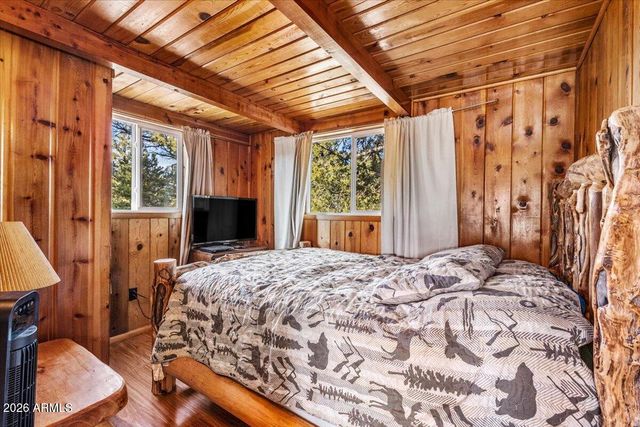 5437 SHOW LOW LAKE Road, Lakeside, AZ 85929