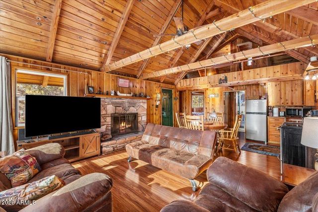 5437 SHOW LOW LAKE Road, Lakeside, AZ 85929