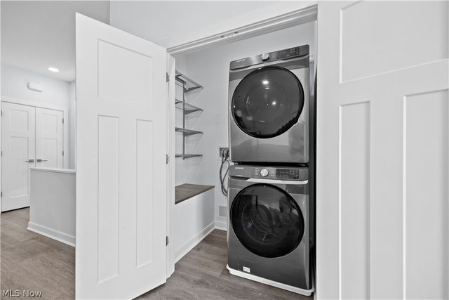 2059 W 34th Place, Cleveland, OH 44113