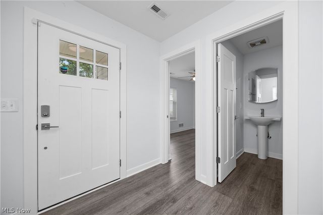 2059 W 34th Place, Cleveland, OH 44113