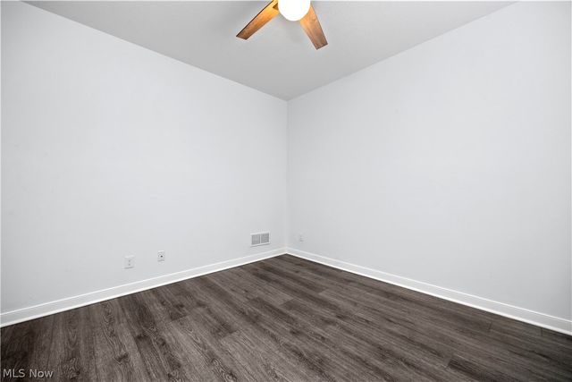 2059 W 34th Place, Cleveland, OH 44113