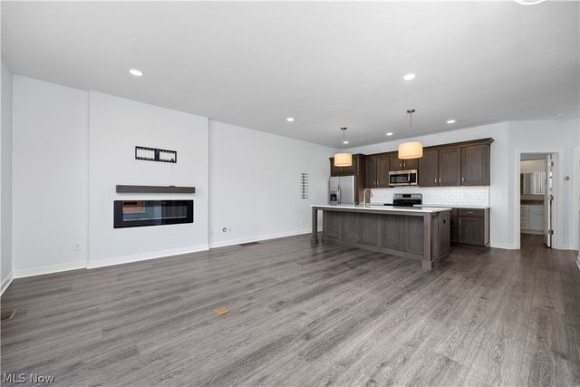 2059 W 34th Place, Cleveland, OH 44113