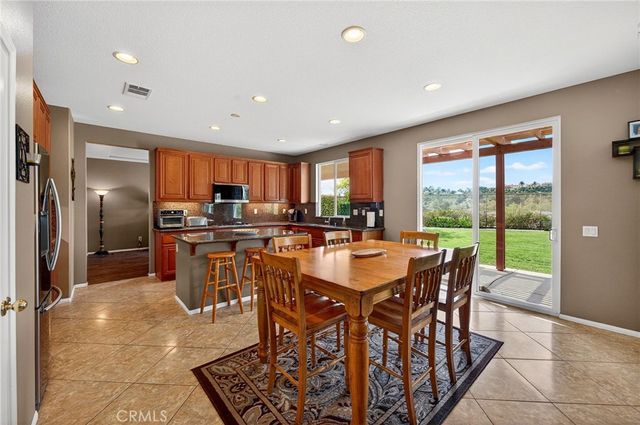 35667 Bowervine Place, Murrieta, CA 92562