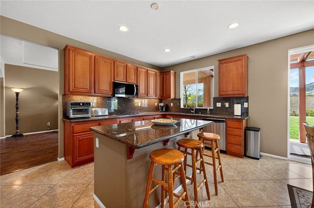 35667 Bowervine Place, Murrieta, CA 92562