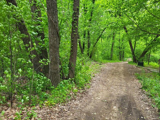1614 Sugar Island ROAD, Summit, WI 53066