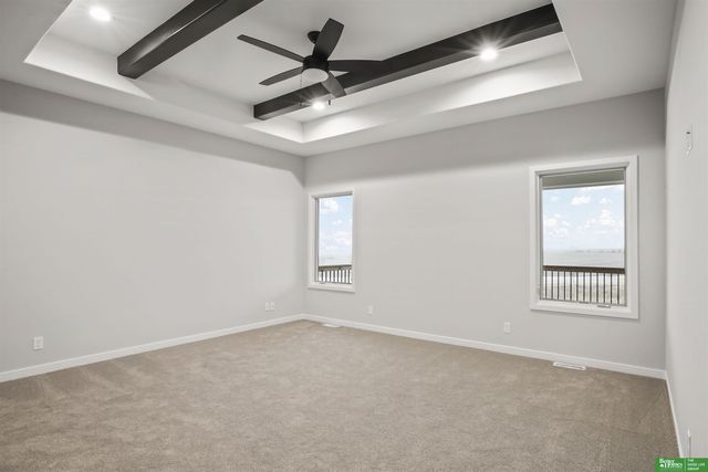 12387 Lake Vista Drive, Papillion, NE 68046