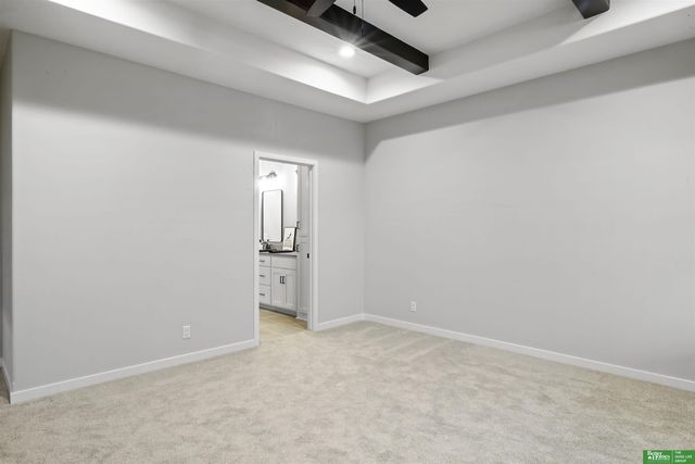 12387 Lake Vista Drive, Papillion, NE 68046