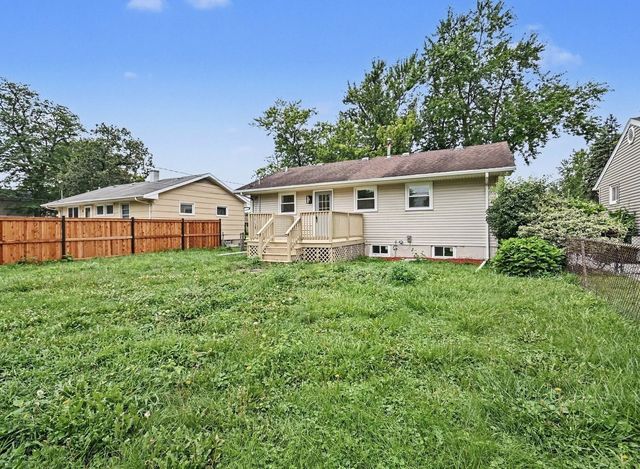 14241 S Blaine Avenue, Posen, IL 60469