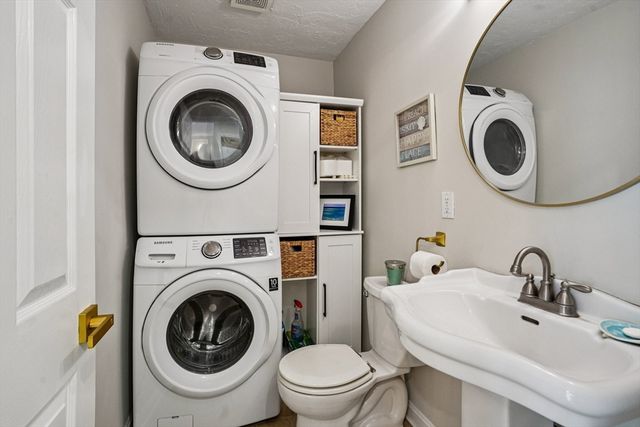 453 Turnpike Street 20, Easton, MA 02375