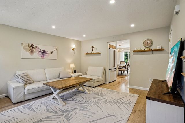 453 Turnpike Street 20, Easton, MA 02375