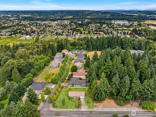 1719 19th Avenue SE, Puyallup, WA 98372