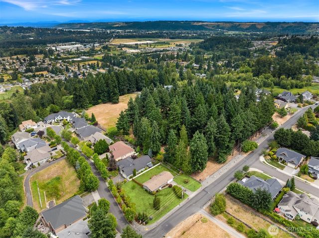 1719 19th Avenue SE, Puyallup, WA 98372