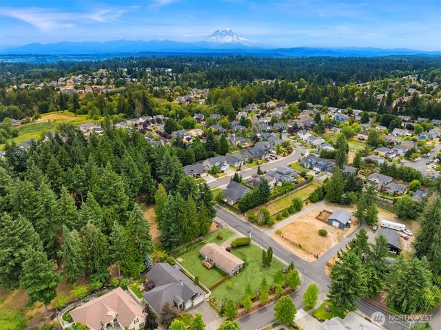 1719 19th Avenue SE, Puyallup, WA 98372