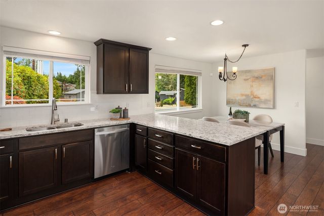 1719 19th Avenue SE, Puyallup, WA 98372