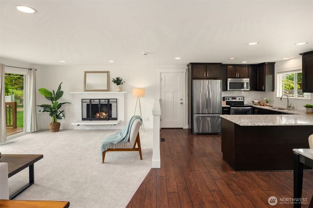 1719 19th Avenue SE, Puyallup, WA 98372
