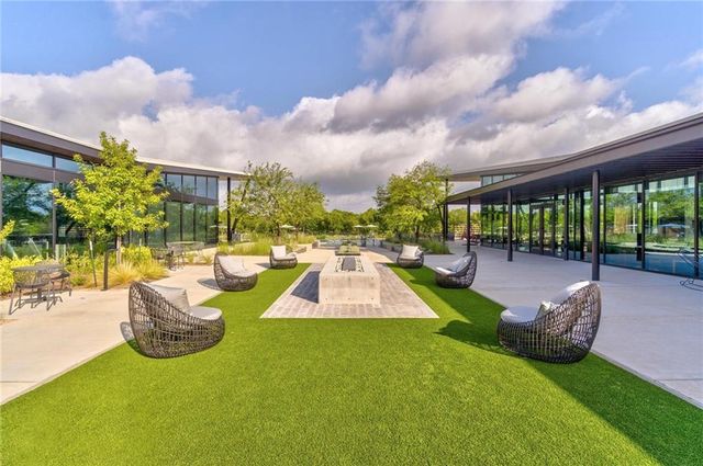 8001 Beacon Knob WAY, Austin, TX 78744