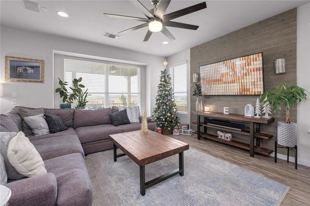 8001 Beacon Knob WAY, Austin, TX 78744