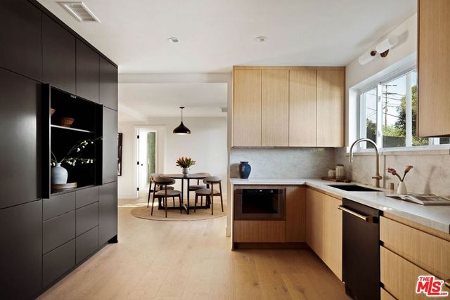 4041 Davana Road, Sherman Oaks, CA 91423