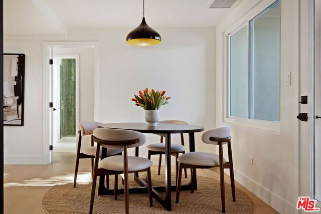 4041 Davana Road, Sherman Oaks, CA 91423