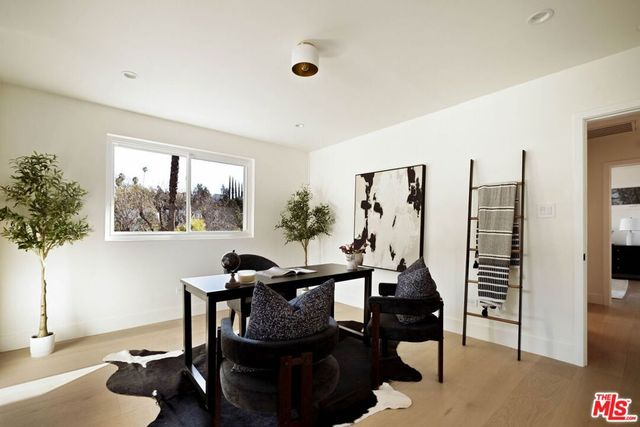 4041 Davana Road, Sherman Oaks, CA 91423