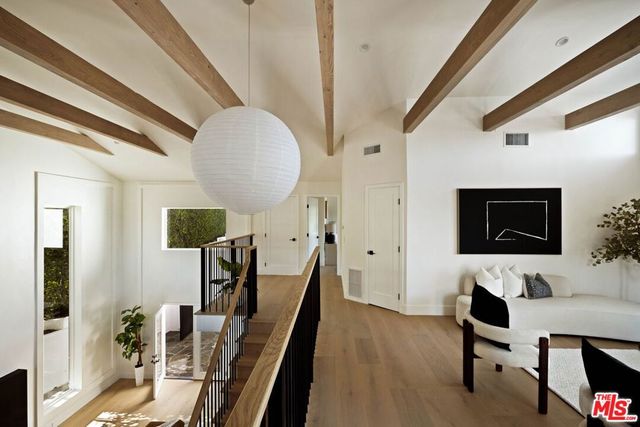 4041 Davana Road, Sherman Oaks, CA 91423