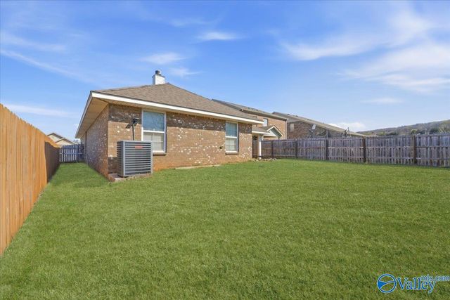 118 Gardengate Drive, Harvest, AL 35749