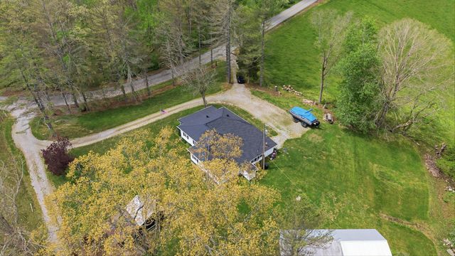 595 Ky-2002, Mckee, KY 40447