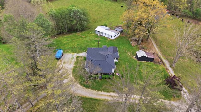 595 Ky-2002, Mckee, KY 40447