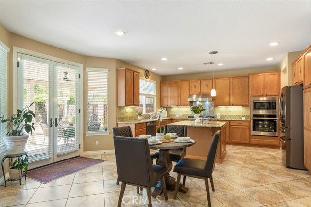 42550 Port Lane, Murrieta, CA 92562