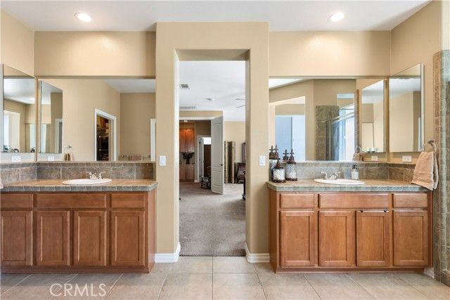 42550 Port Lane, Murrieta, CA 92562