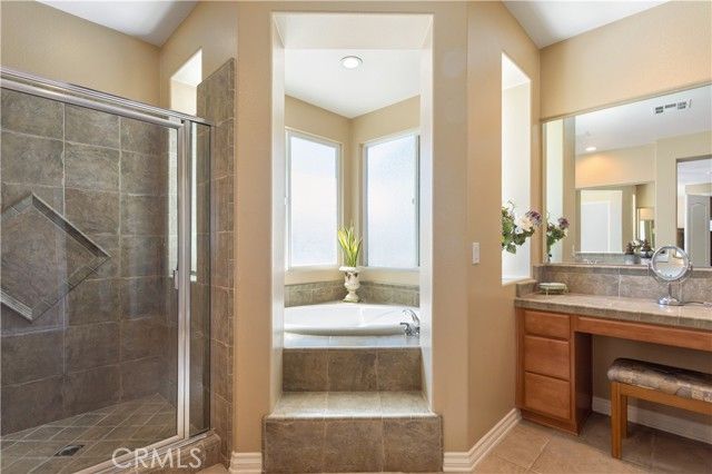 42550 Port Lane, Murrieta, CA 92562