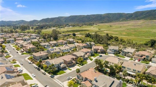 42550 Port Lane, Murrieta, CA 92562