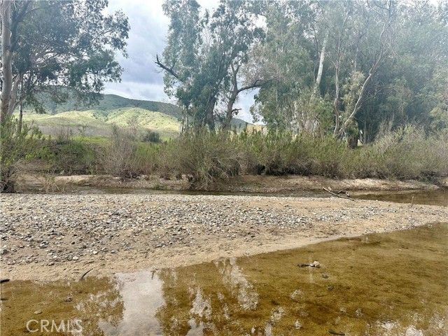 42550 Port Lane, Murrieta, CA 92562