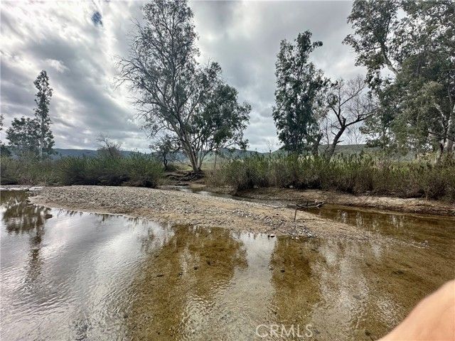 42550 Port Lane, Murrieta, CA 92562