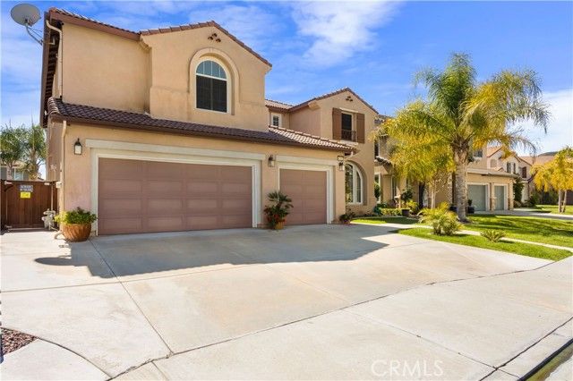 42550 Port Lane, Murrieta, CA 92562