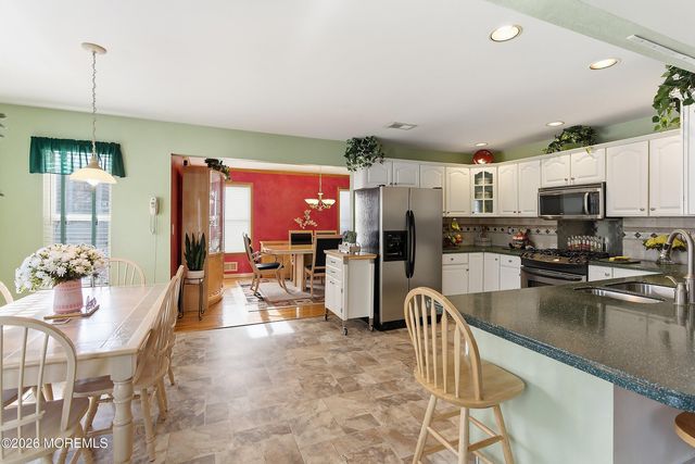 12 Madison Drive, Helmetta, NJ 08828