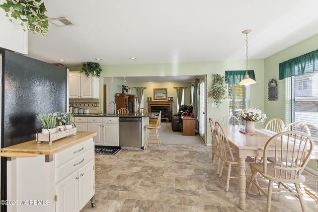 12 Madison Drive, Helmetta, NJ 08828