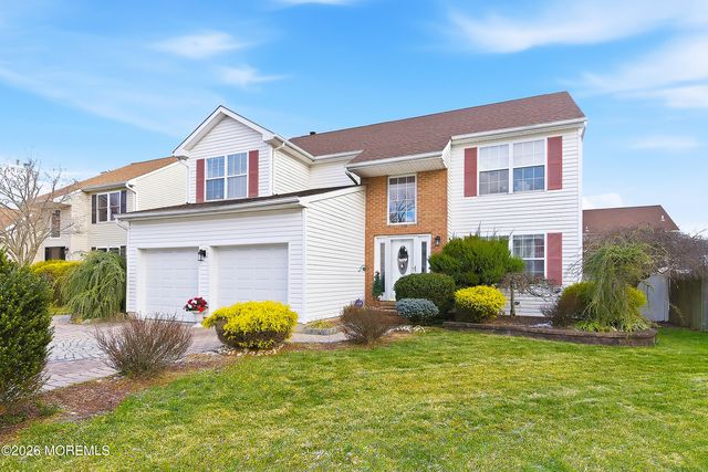 12 Madison Drive, Helmetta, NJ 08828