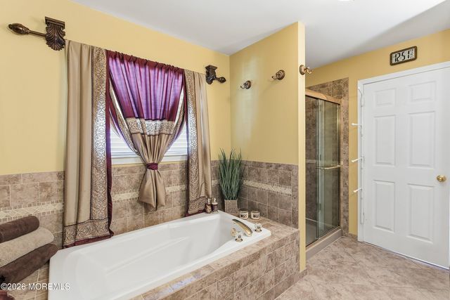 12 Madison Drive, Helmetta, NJ 08828