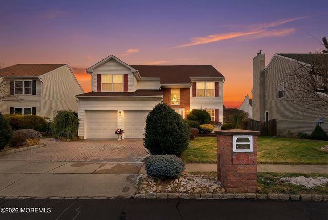 12 Madison Drive, Helmetta, NJ 08828