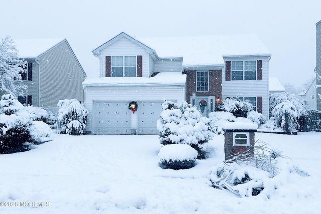 12 Madison Drive, Helmetta, NJ 08828