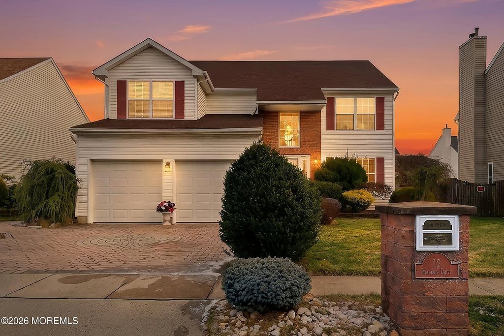 12 Madison Drive, Helmetta, NJ 08828