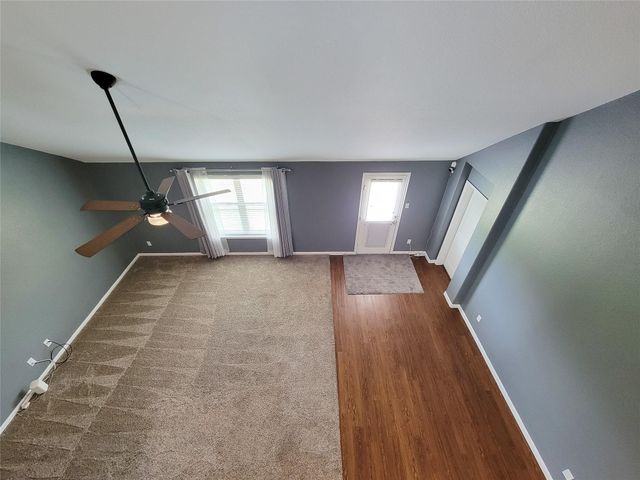 9726 Shimmering Lakes Drive, Rosharon, TX 77583