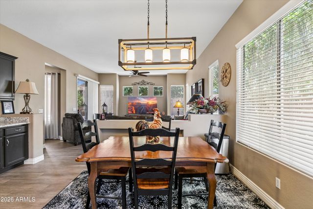 4342 W HACKAMORE Drive, Phoenix, AZ 85083