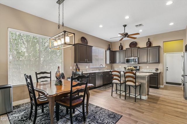 4342 W HACKAMORE Drive, Phoenix, AZ 85083