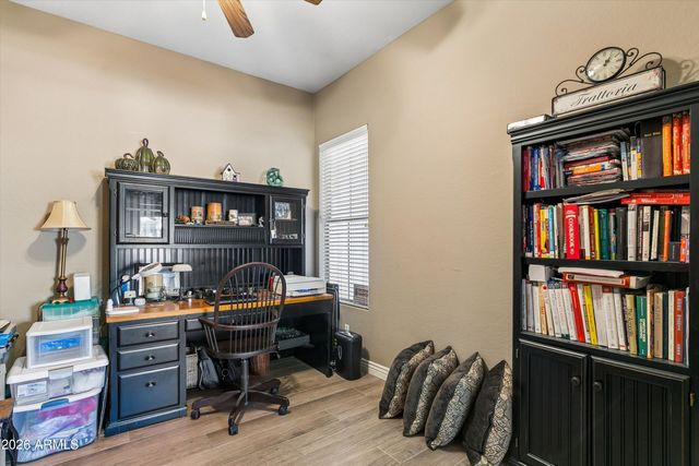4342 W HACKAMORE Drive, Phoenix, AZ 85083