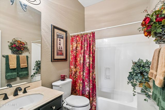 4342 W HACKAMORE Drive, Phoenix, AZ 85083
