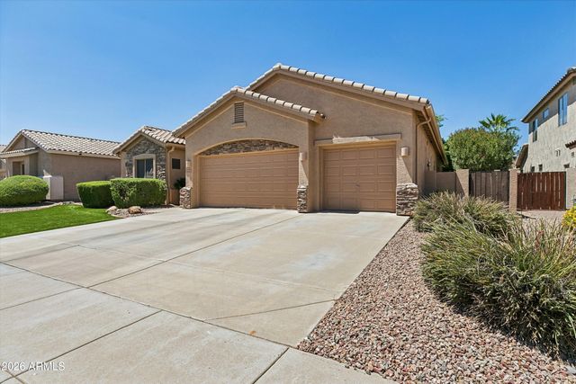 4342 W HACKAMORE Drive, Phoenix, AZ 85083