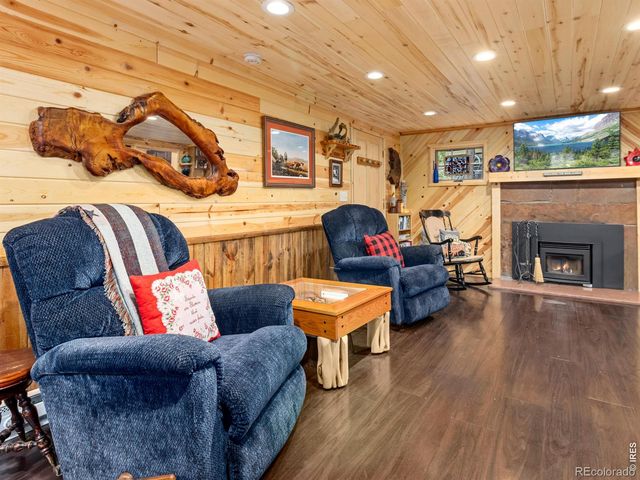 3154 Riverside Drive, Lyons, CO 80540