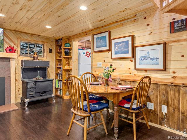 3154 Riverside Drive, Lyons, CO 80540